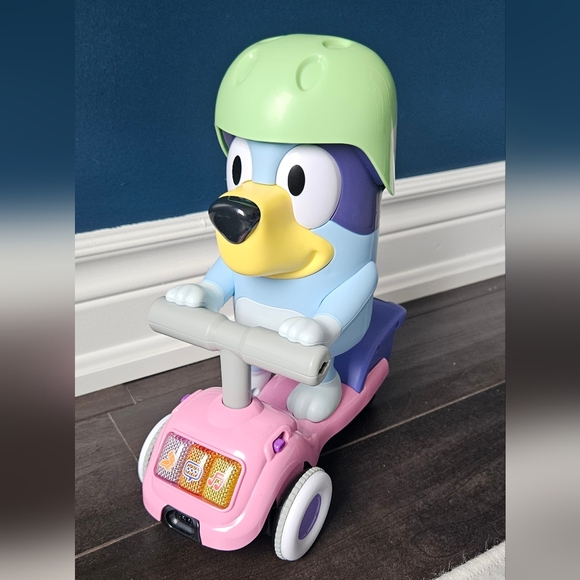 Vtech Bluey Scooter - Picture 1 of 4